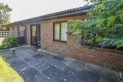 2 bedroom retirement property for sale, Uplands Road, Warley, Brentwood