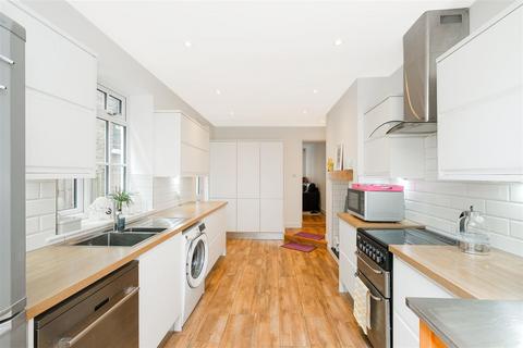 2 bedroom semi-detached house for sale, Sylvan Road, Wanstead