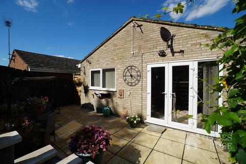 2 bedroom detached bungalow for sale, Manningtree