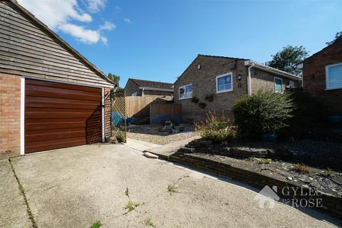 2 bedroom detached bungalow for sale, Manningtree