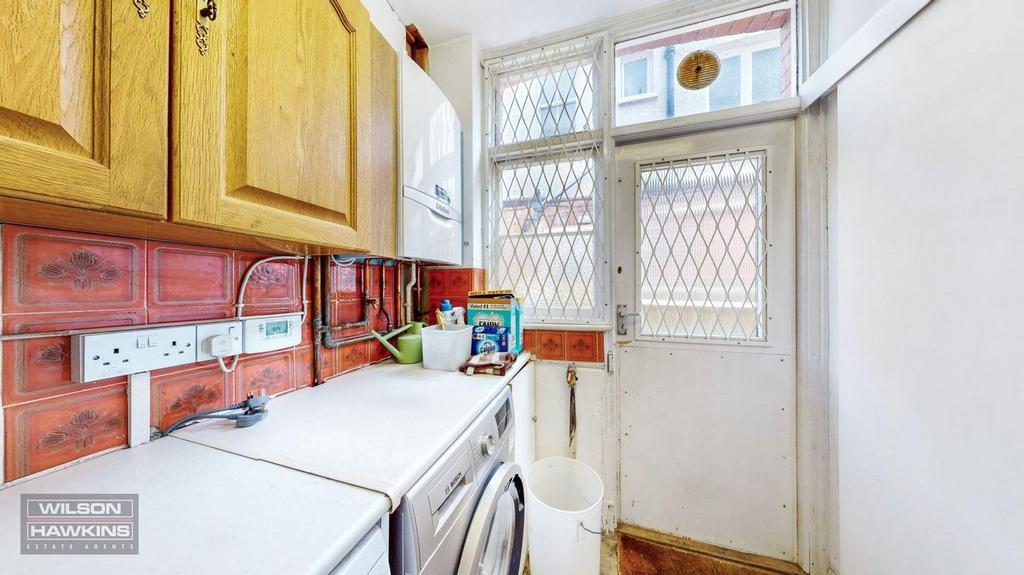 17 grove hill harrow - s Yfk A35yj Sv Omy Xks Cbi.jpg