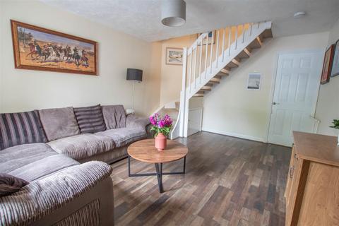13 Granta Leys, Linton, Cambridge, CB21 4YT