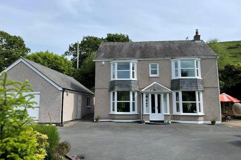 3 bedroom detached house for sale, Derwenlas, Machynlleth, Powys, SY20