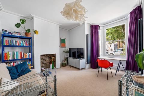 3 bedroom end of terrace house for sale, Martaban Road, London, N16