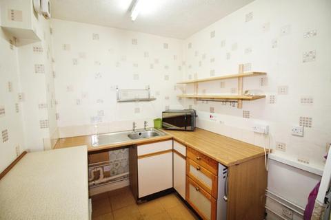 2 Chapel Fold, Armley, Leeds, LS12 1UU