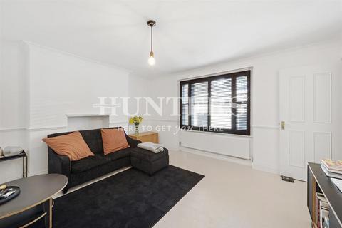 2 bedroom maisonette for sale, Milton Grove, London, N16