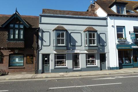 Studio to rent, The Hornet, Chichester