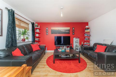 118 Melling Drive, Enfield, EN1 4UZ
