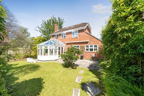 4 bedroom detached house for sale, Longmoor Drive, Liphook