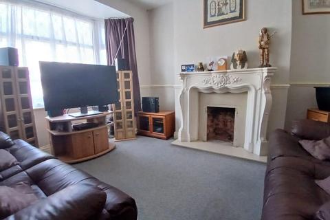 2 bedroom terraced house for sale, College Street, Nuneaton