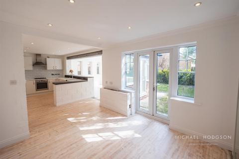 4 bedroom detached house for sale, Midlothian Close, The Broadway, Sunderland