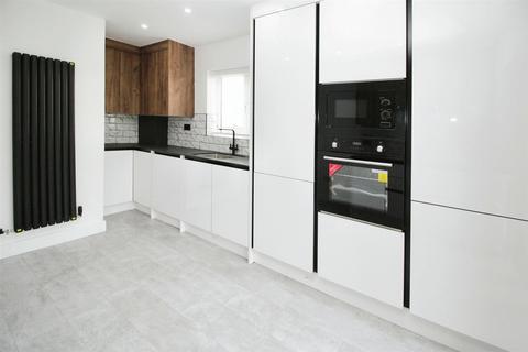 2 Spring Hill, Shipley, BD18 1ND
