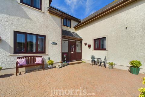 4 bedroom detached house for sale, Brynawel, 22 Heol Caradog, Fishguard