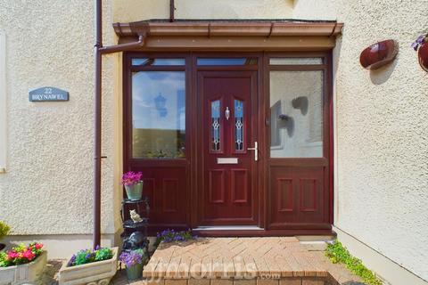 4 bedroom detached house for sale, 22 Heol Caradog, Fishguard, SA65