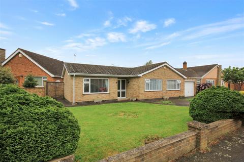 2 bedroom detached bungalow for sale, Church Hall Road, Rushden NN10