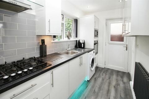 30 Ashbourne Drive, Bradford, BD2 4AQ