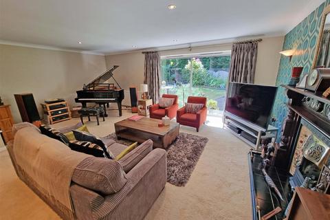 4 bedroom detached house for sale, Lowbrook Lane, Tidbury Green, Solihull