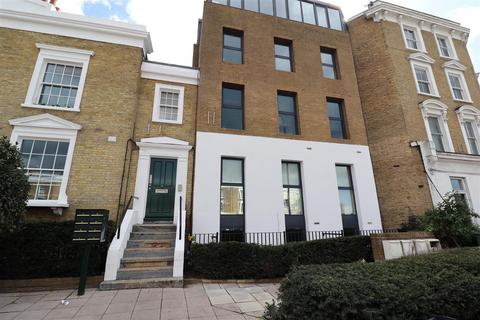 2 bedroom apartment to rent, New Cross Road, New Cross