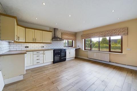 5 bedroom detached house for sale, Bryn Rhedyn, Llansantffraid, Near Oswestry