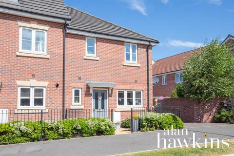 3 bedroom end of terrace house for sale, Cricketers Close, Royal Wootton Bassett SN4 8