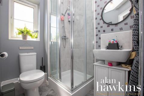 9 Cricketers Close, Royal Wootton Bassett, Swindon, SN4 8JD