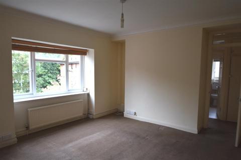 1 bedroom flat to rent, Empire Court, HA8