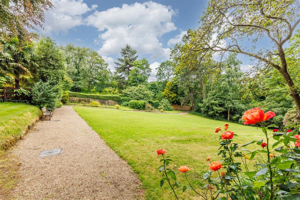 Communal garden 2.jpg