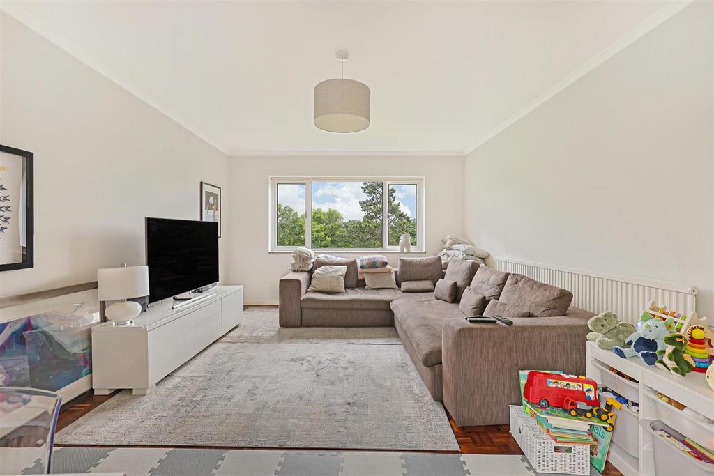 Reception room 2.jpg