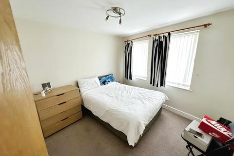 2 bedroom flat to rent, Bottrill Street, Nuneaton