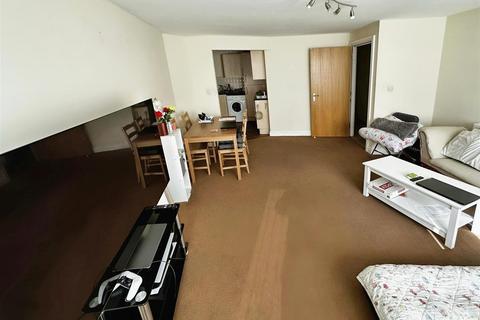 2 bedroom flat to rent, Bottrill Street, Nuneaton