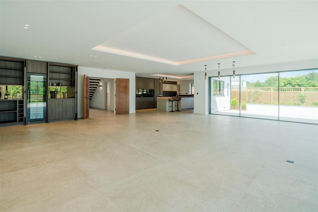 Living/Dining Room