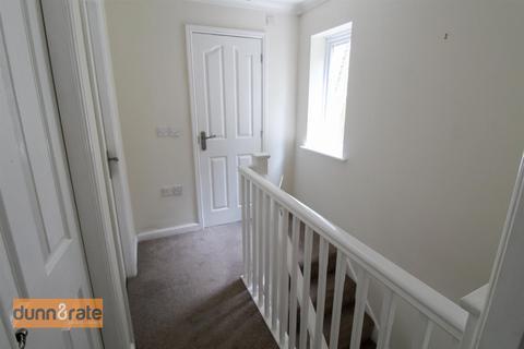 19 Beaufighter Grove, Stoke-on-trent, ST6 5XS