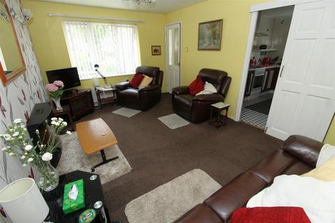 14 Castleton Drive, Bootle, L30 7QB
