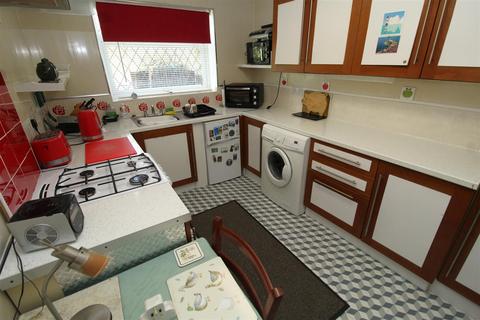 14 Castleton Drive, Bootle, L30 7QB