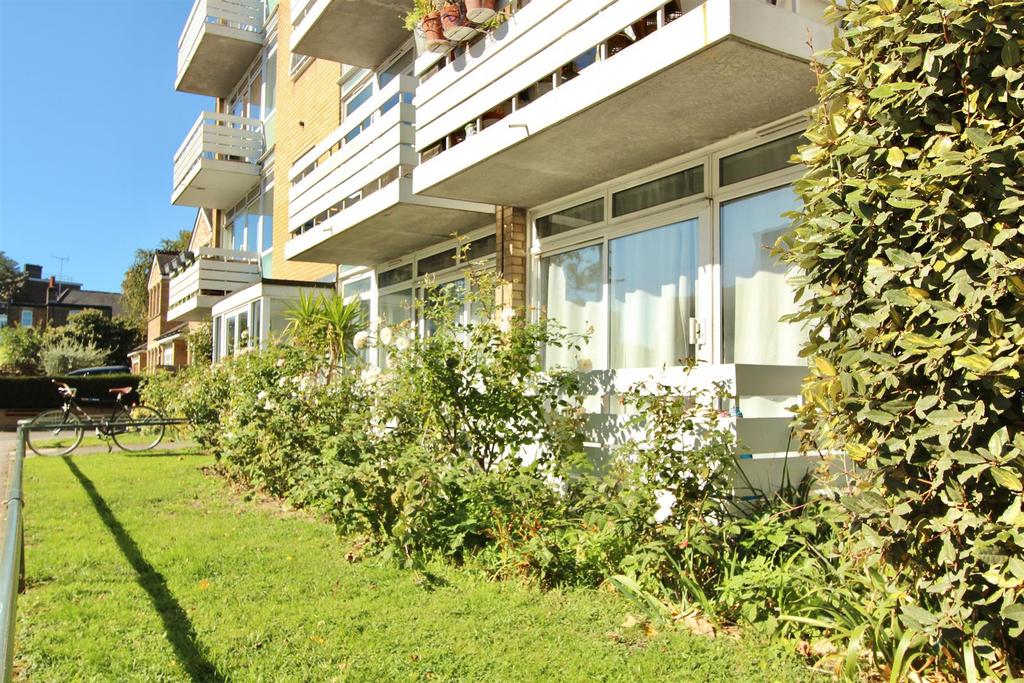 Arbor Court, N16