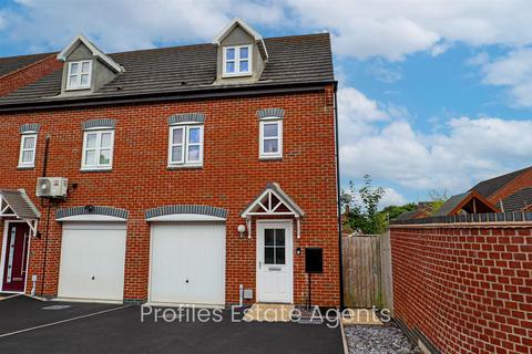 3 bedroom semi-detached house for sale, Holywell Fields, Hinckley