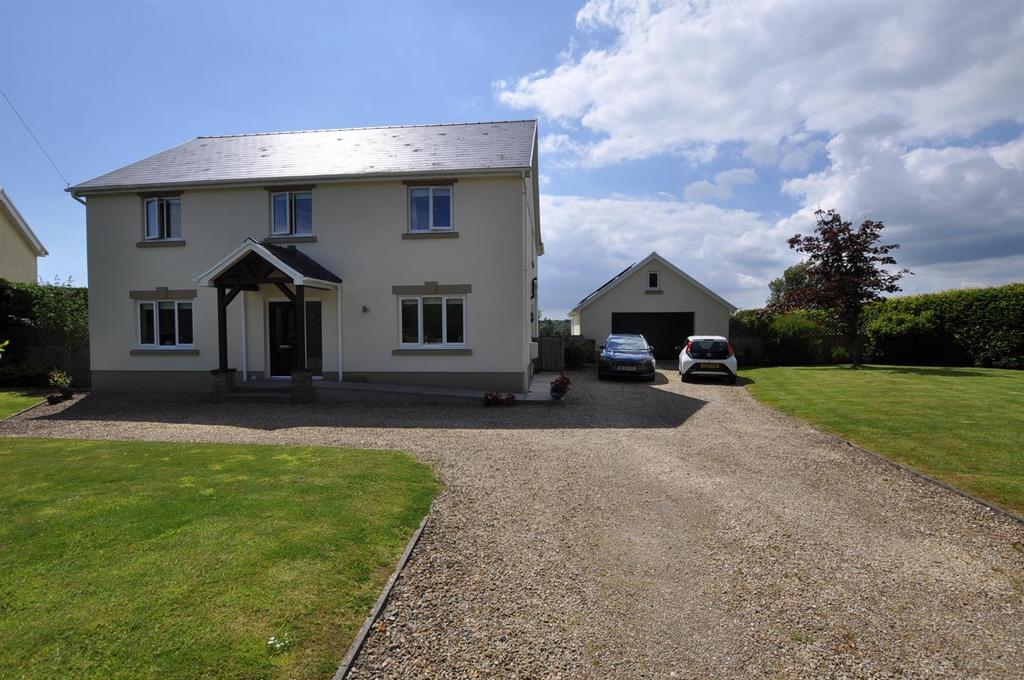 Detached Double Garage