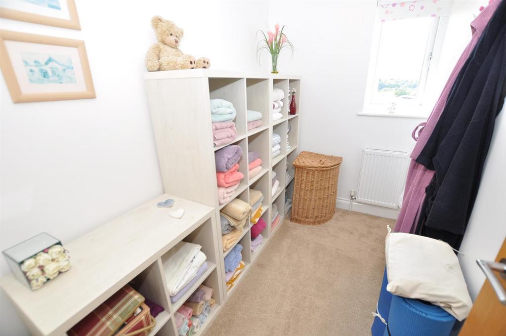Walk-in Dressing room