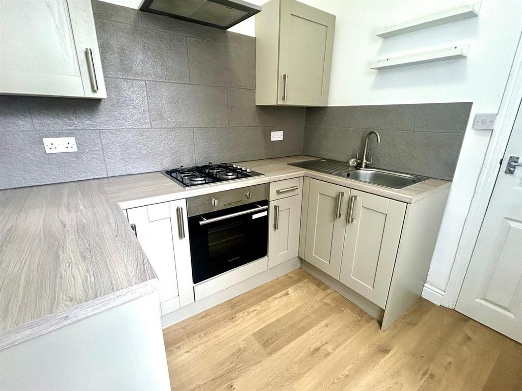 Oldham Road, Failsworth, Manchester 1 bed flat £725 pcm (£167 pw)