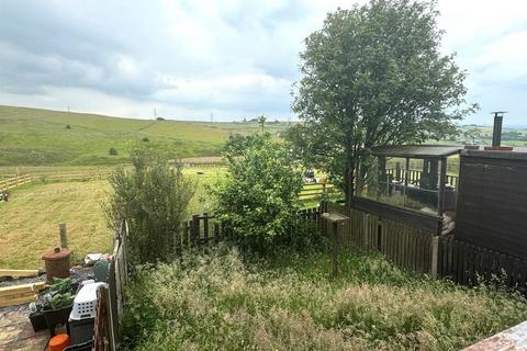 10 Arncliffe Rise, Oldham, OL4 2LZ