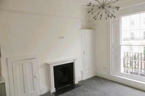 2 bedroom apartment to rent, Carlton Crescent, Southampton