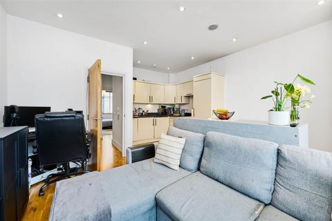 1 bedroom flat for sale, Upper Richmond Road West, East Sheen, SW14