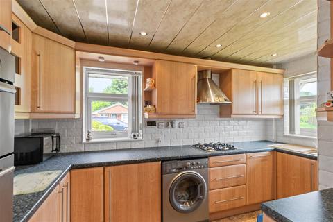 10 Mayfair Close, Great Sankey, Warrington, WA5 3PL
