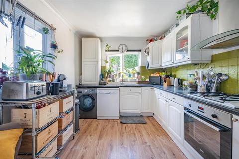 3 bedroom cottage for sale, Mellows Road, Wallington