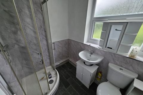 2 bedroom terraced house to rent, Crossgate, Durham, County Durham, DH1