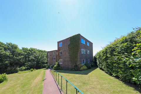 3 bedroom apartment to rent, Woodland Court, Dyke Road Avenue, Hove
