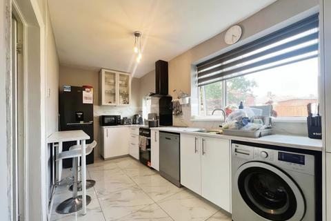 4 bedroom semi-detached house for sale, Car Bank Street, Atherton