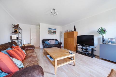 4 bedroom terraced house for sale, Guildown Avenue, Woodside Park