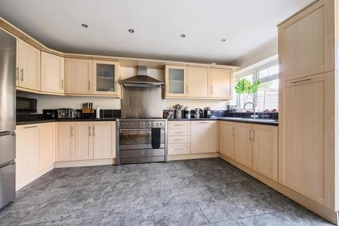 4 bedroom terraced house for sale, Guildown Avenue, Woodside Park