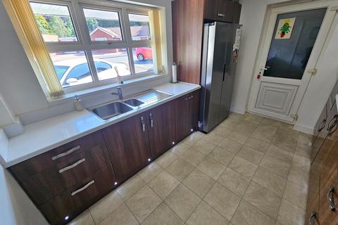 70 Beauchamp Road, Solihull, B91 2BU
